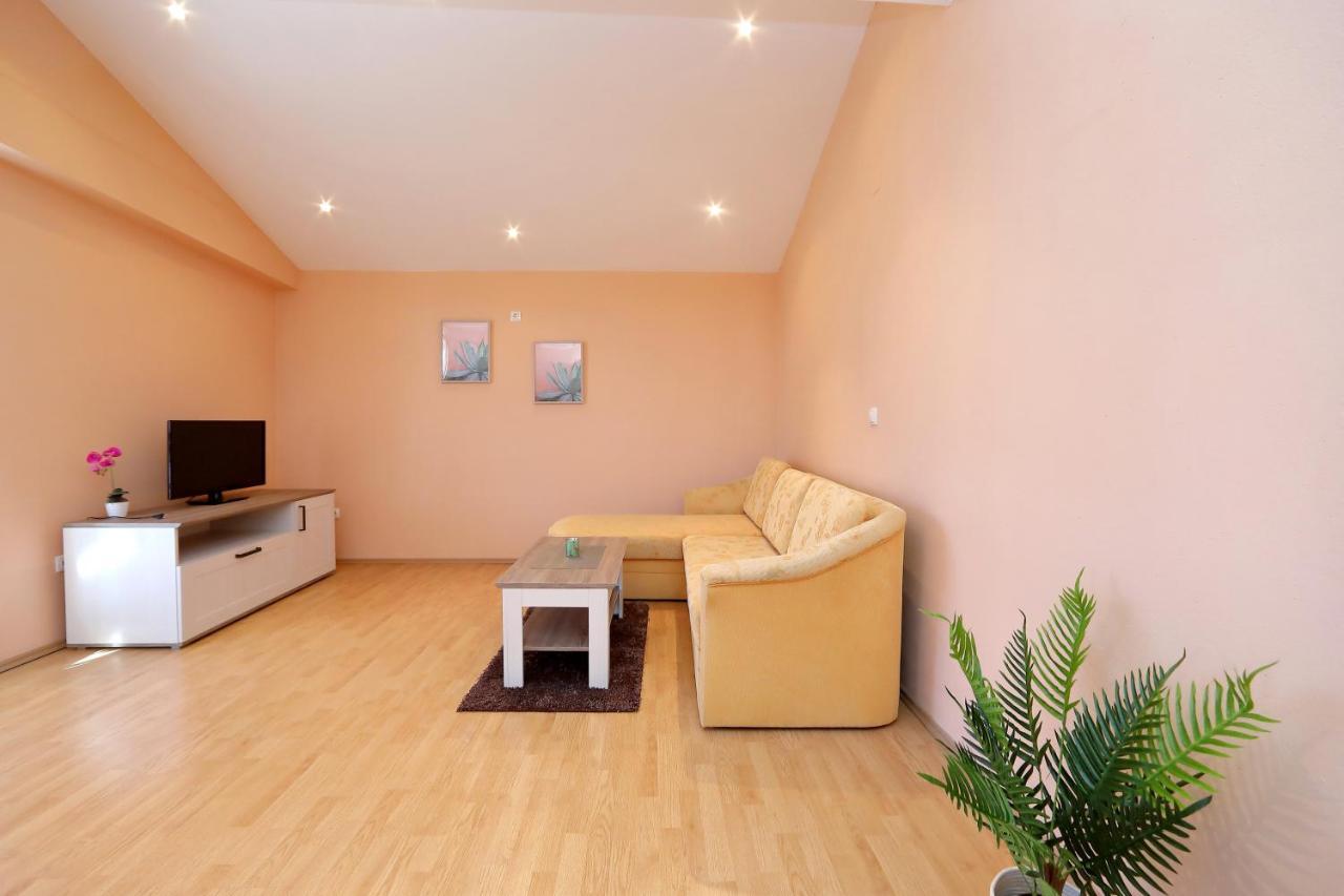 Apartmani Jagoda Bibinje Exterior photo